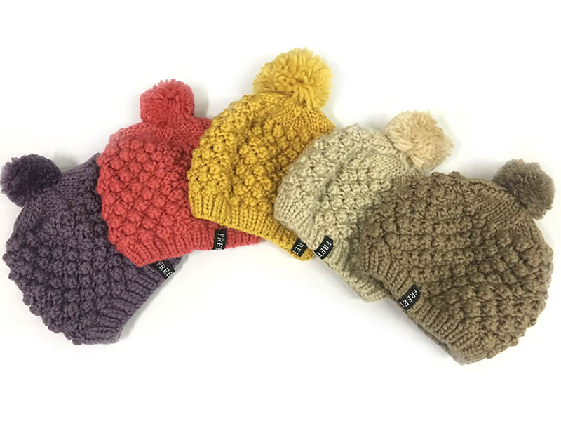 Gorros pura lana.